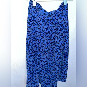 Women’s Size 16 Vintage Josephine Long Blue Skirt w/Bow Print